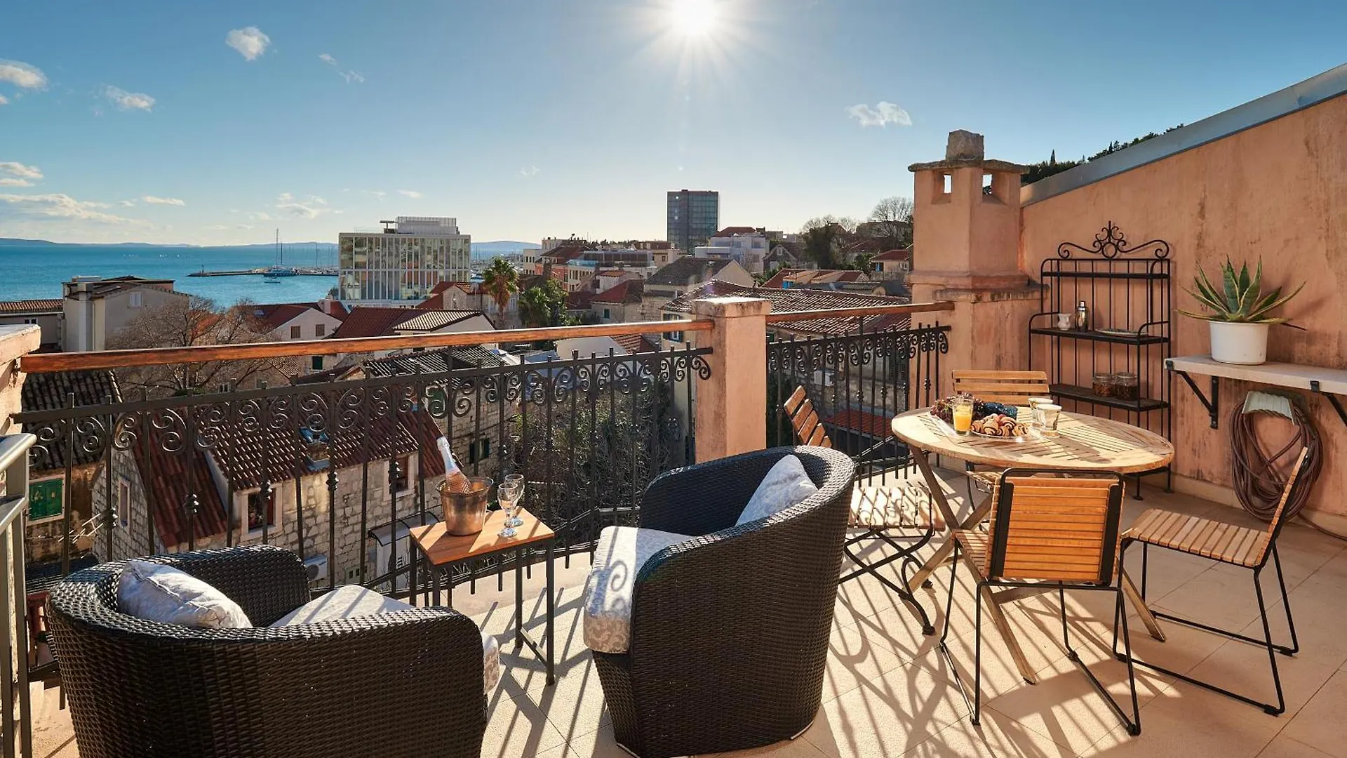 فندق مبيت وإفطار سبليت Top Croliday Rooms