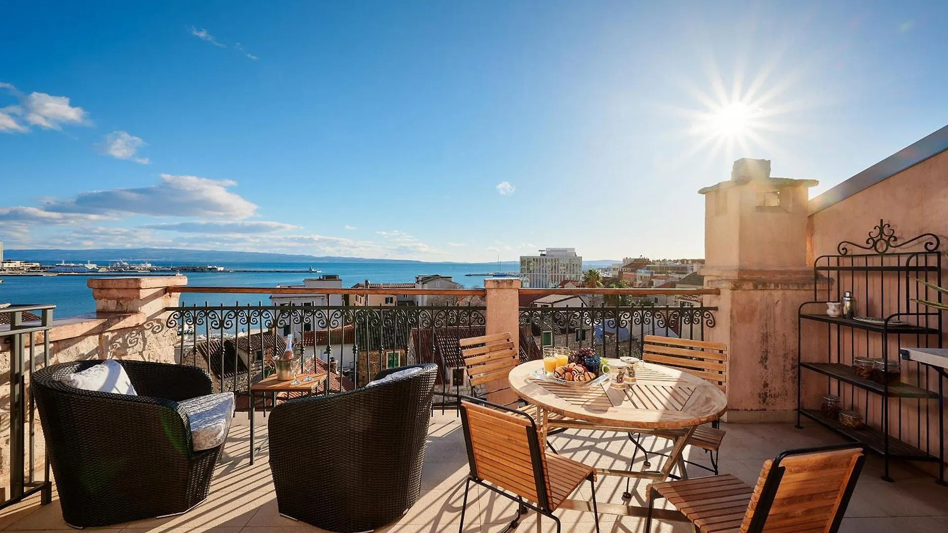 فندق مبيت وإفطار سبليت Top Croliday Rooms